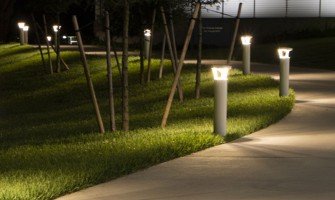 أرخص مصباح خارجي بالطاقة الشمسية