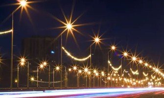 أفضل مصابيح انارة شوارع بالطاقة الشمسية